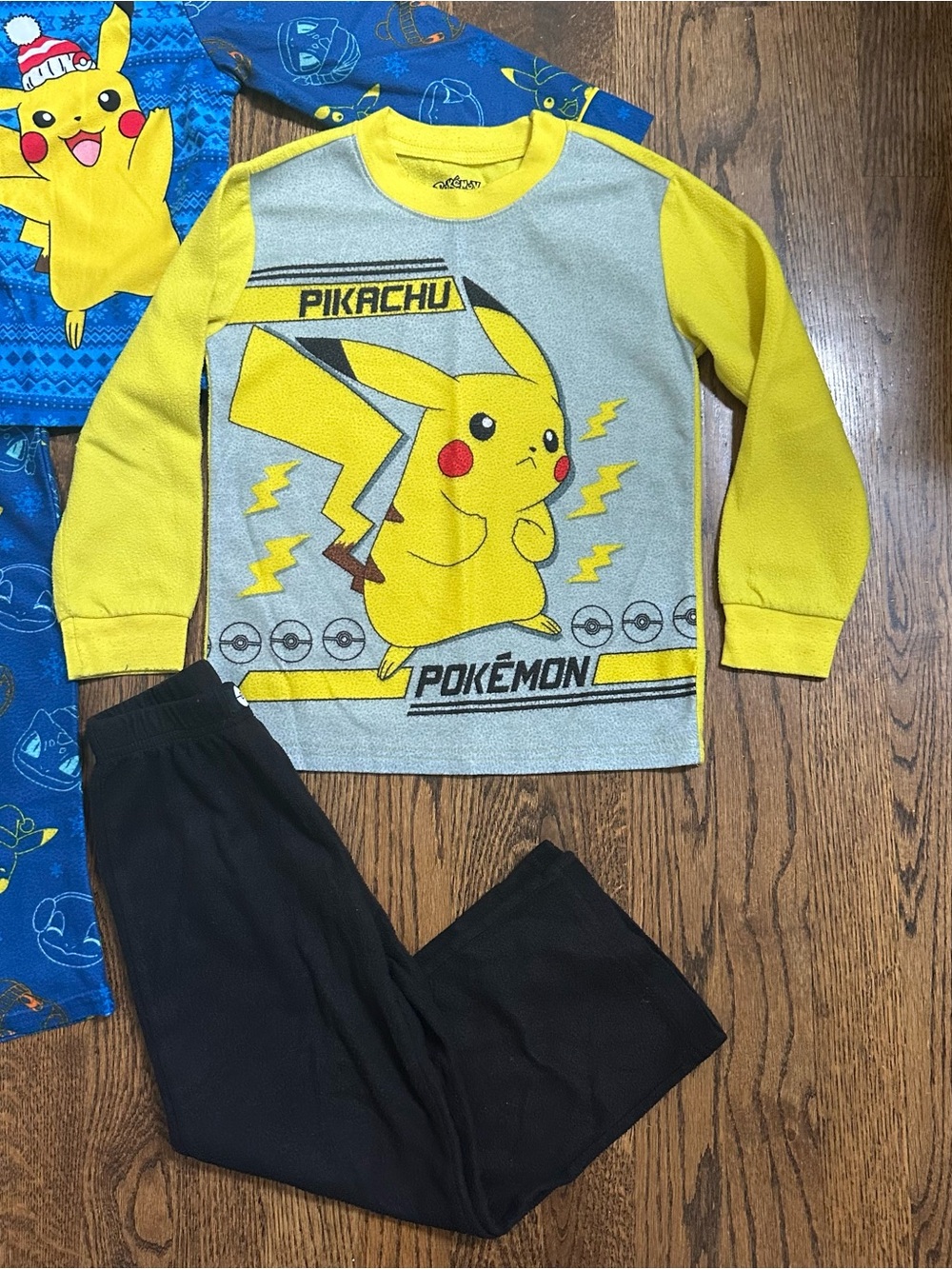 Pokémon PJs - Picture 3 of 3